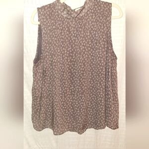 Cloth and Stone sleeveless top.  Size 1X.  Soft fabric.